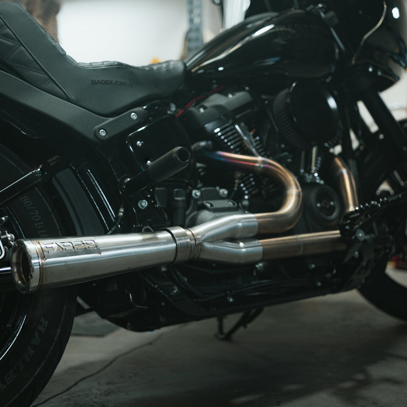 Load image into Gallery viewer, Fab 28 M8 Softail / Low Rider ST Exhaust
