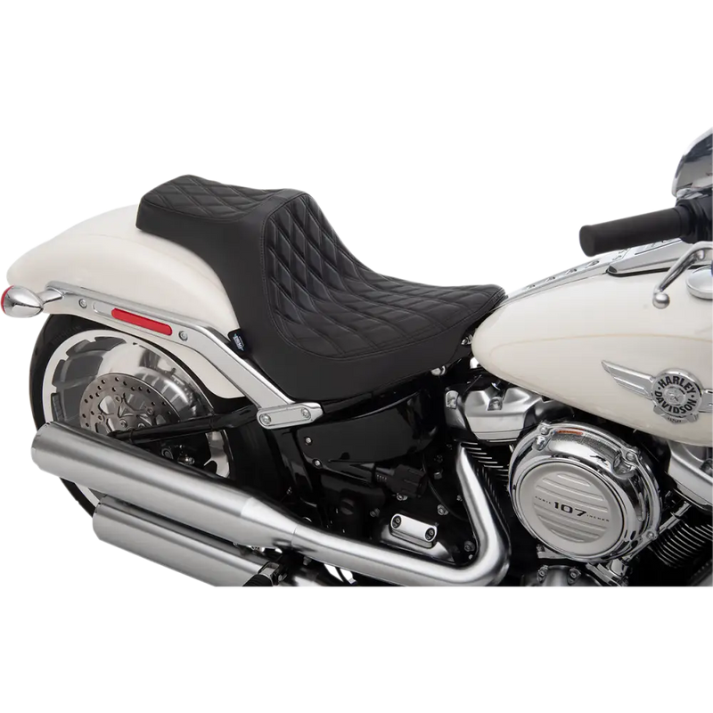 Load image into Gallery viewer, Drag Specialties Predator III Seat Softail
