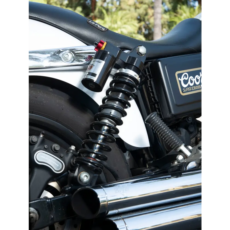 Load image into Gallery viewer, RWD RS-2 Bolt kit for Dyna’s (91’-05’) - Shock Absorber
